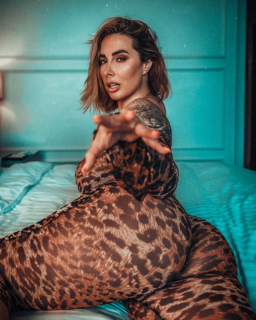 👑 𝐁𝐫𝐢𝐭𝐢𝐬𝐡 𝐏𝐀𝐖𝐆 𝐐𝐮𝐞𝐞𝐧 👑 [ paige_turnah ] Onlyfans leaked photo 6498167 on Hotleaks.tv