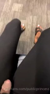 18335052