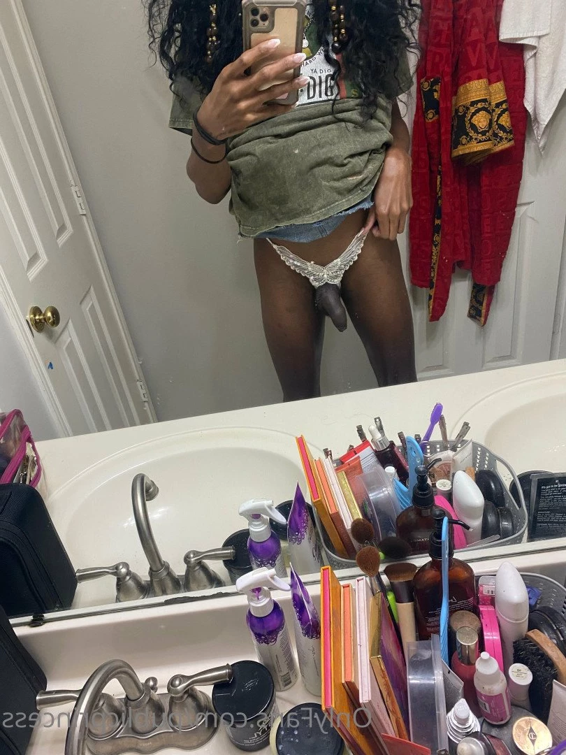 The Public Princess 👸🏾 [ publicprincess ] Onlyfans leaked photo 3993274 on Hotleaks.tv