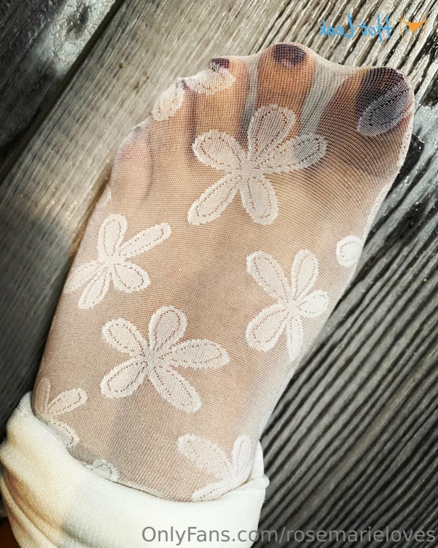 rosemarieloves Onlyfans leaked photo 12586133 on Hotleaks.tv