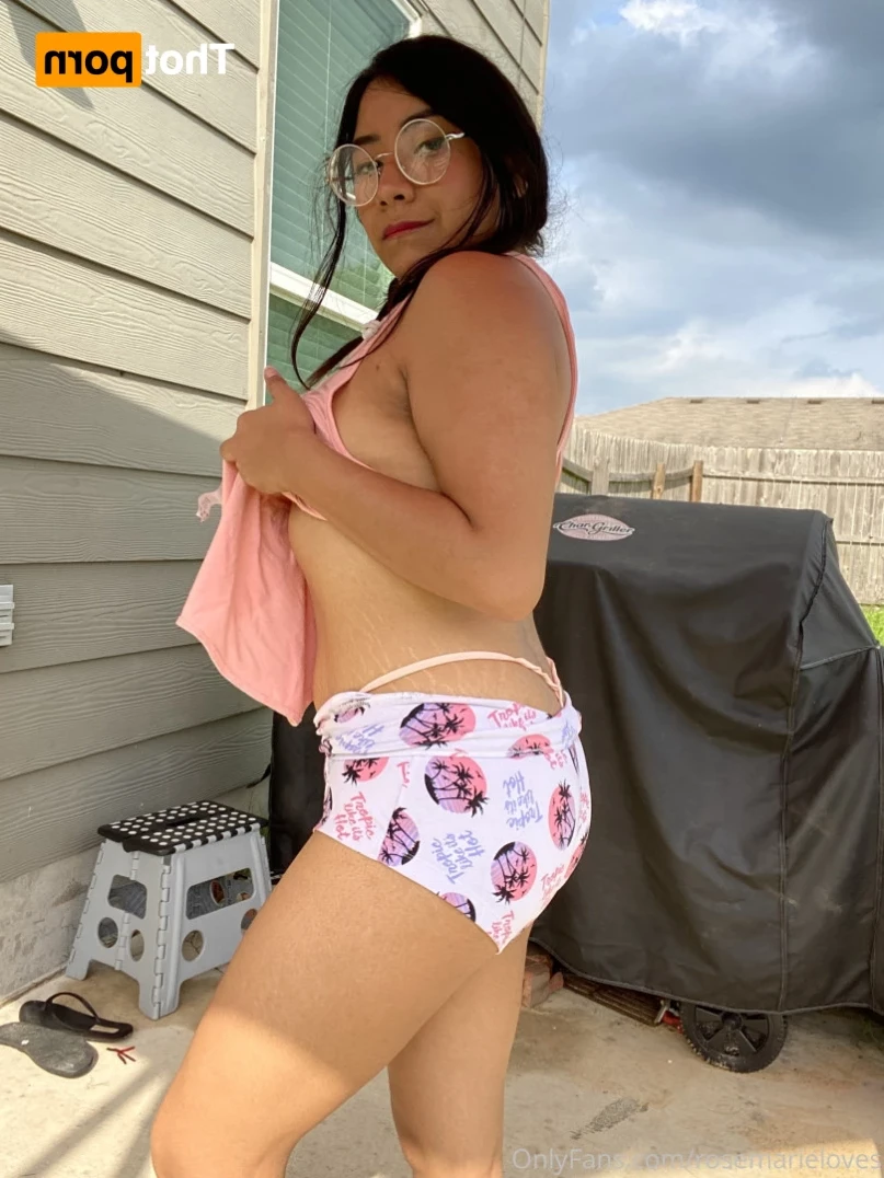 rosemarieloves Onlyfans leaked photo 13252352 on Hotleaks.tv