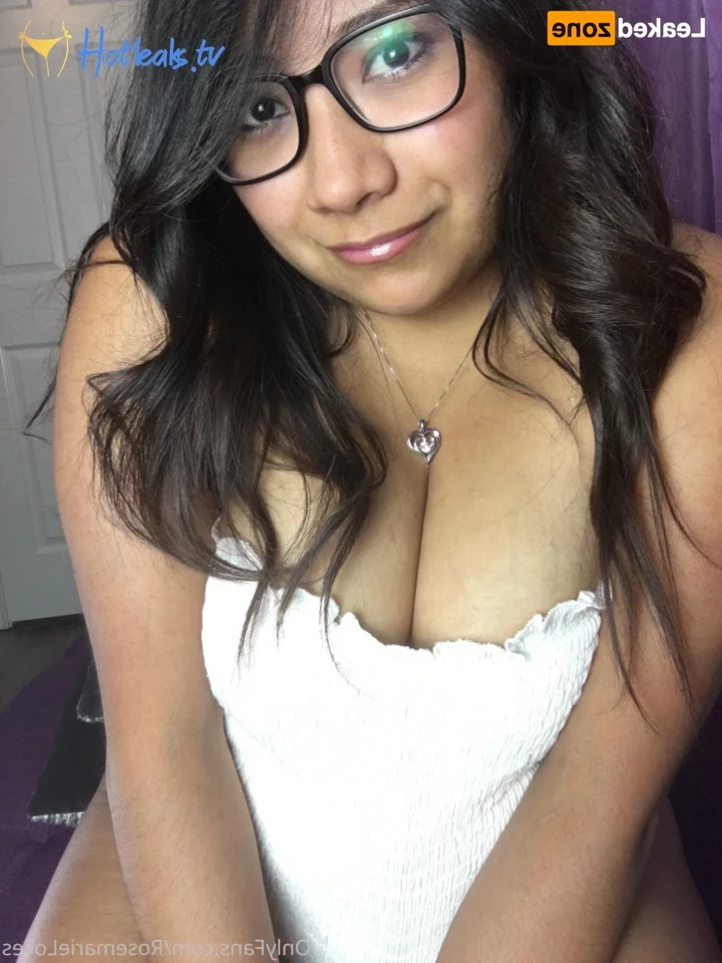 rosemarieloves Onlyfans leaked photo 15386815 on Hotleaks.tv