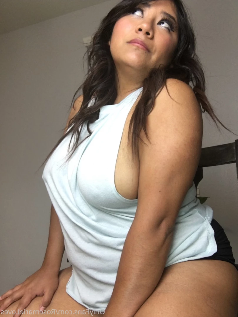 rosemarieloves Onlyfans leaked photo 15386858 on Hotleaks.tv