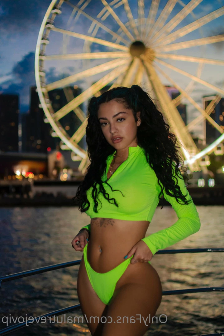 Malu Trevejo [ malutrevejovip ] Onlyfans leaked photo 14372654 on Hotleaks.tv