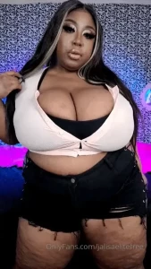 4841084