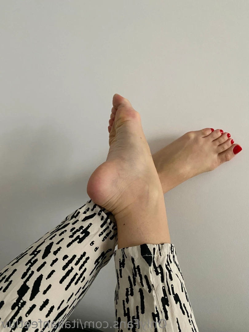 italianfeetluv Onlyfans leaked photo 6056216 on Hotleaks.tv