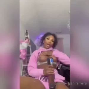 𝙔𝙊𝙐𝙍 𝘿𝙍𝙀𝘼𝙈 𝙂𝙄𝙍𝙇 ⚠️ 𝑽𝑰𝑫𝑬𝑶 𝑪𝑨𝑳𝑳/𝑺𝑬𝑿𝑻𝑰𝑵𝑮 👅 [ liahferreira ] Onlyfans leaked video 18334864 on Hotleaks.tv