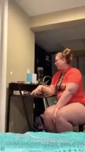 Paige Porcelain [ paige_porcelain ] Onlyfans leaked video 18333867 on Hotleaks.tv