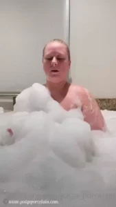 Paige Porcelain [ paige_porcelain ] Onlyfans leaked video 18333873 on Hotleaks.tv