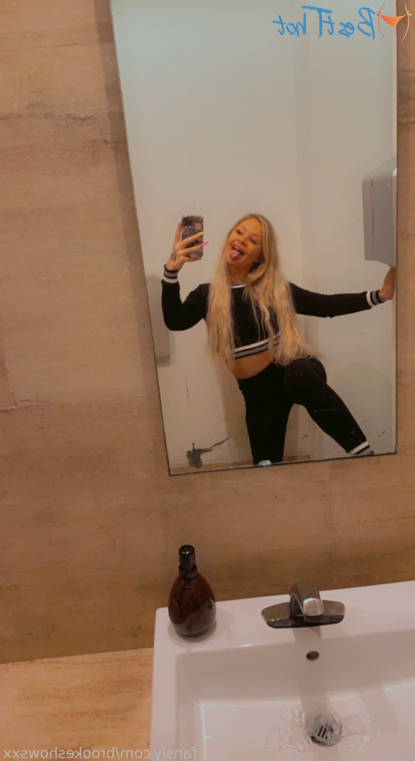 Brooke is 🥛CREAMY🥛 [ brookeshowsxx ] Onlyfans leaked photo 18504129 on Hotleaks.tv