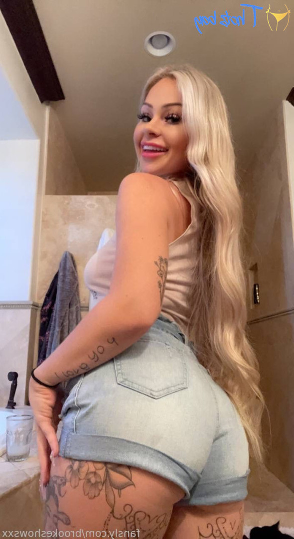 Brooke is 🥛CREAMY🥛 [ brookeshowsxx ] Onlyfans leaked photo 18507803 on Hotleaks.tv