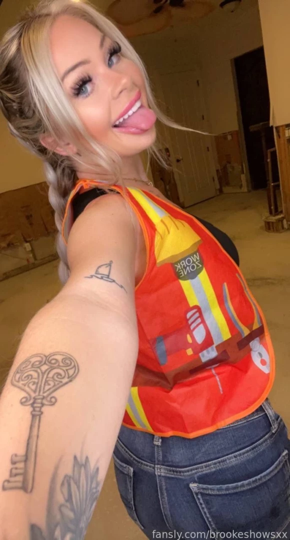 Brooke is 🥛CREAMY🥛 [ brookeshowsxx ] Onlyfans leaked photo 18509455 on Hotleaks.tv