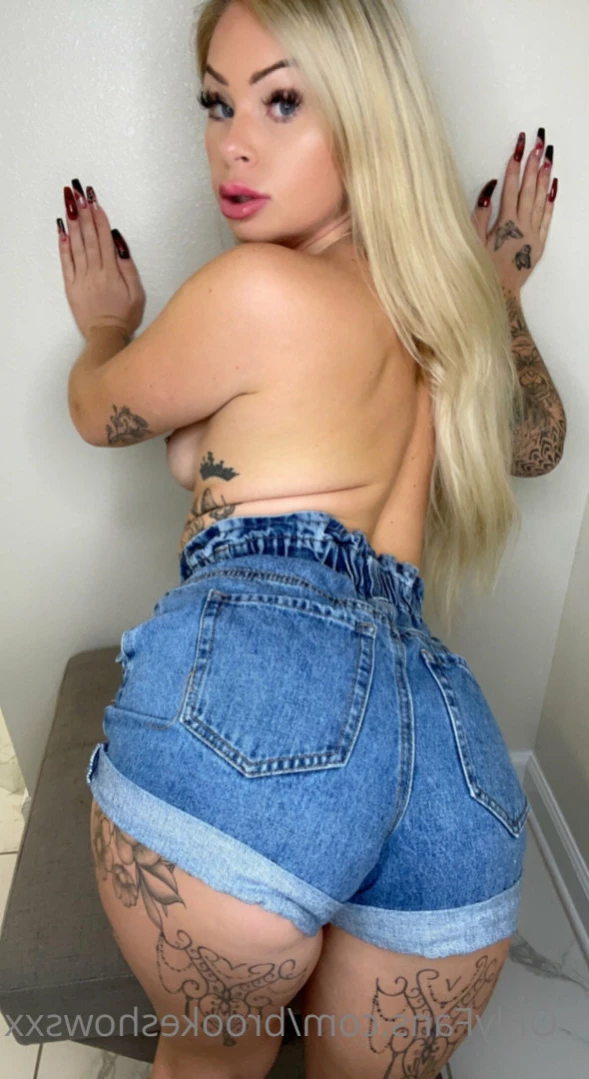 Brooke is 🥛CREAMY🥛 [ brookeshowsxx ] Onlyfans leaked photo 15863194 on Hotleaks.tv