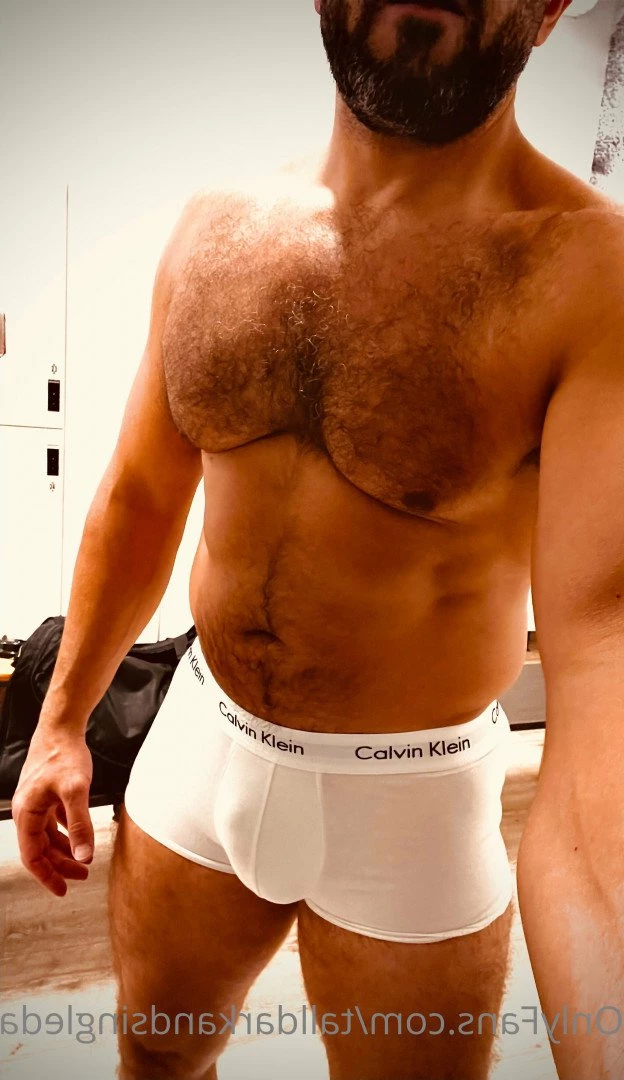 Single Dad [ talldarkandsingledad ] Onlyfans leaked photo 2252769 on Hotleaks.tv