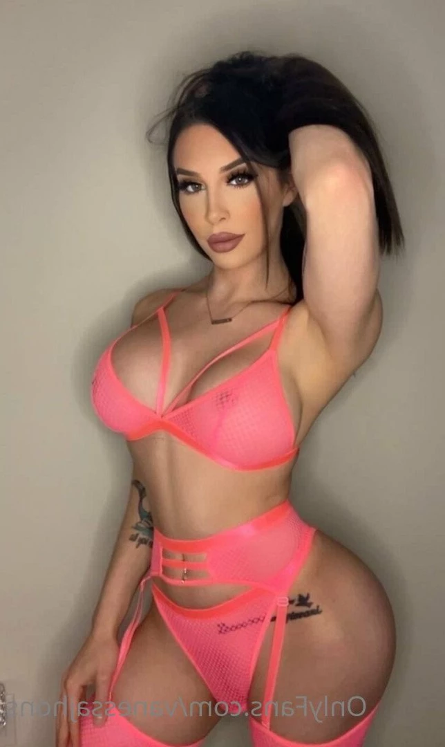 Vanessa Jhons VIDEOCALL DOMINATRIX 😈 [ vanessajhons ] Onlyfans leaked photo 3841045 on Hotleaks.tv