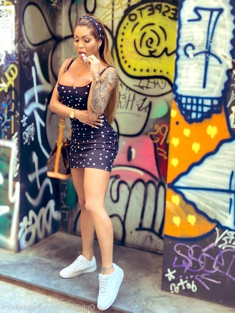 Vanessa Jhons VIDEOCALL DOMINATRIX 😈 [ vanessajhons ] Onlyfans leaked photo 6194763 on Hotleaks.tv