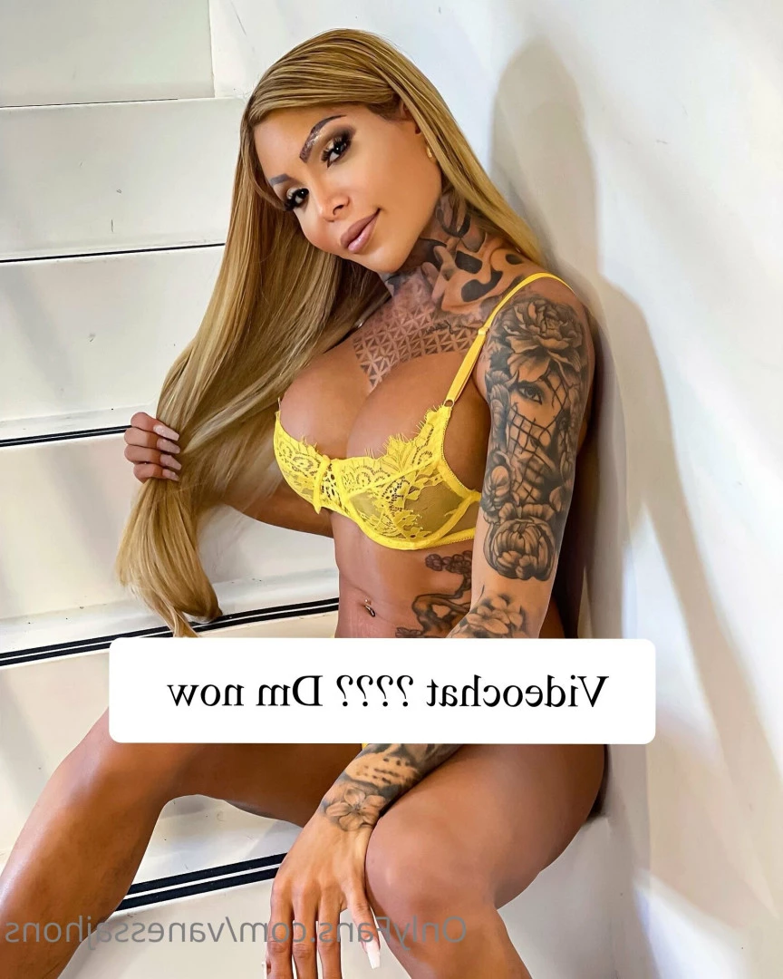 Vanessa Jhons VIDEOCALL DOMINATRIX 😈 [ vanessajhons ] Onlyfans leaked photo 6197807 on Hotleaks.tv