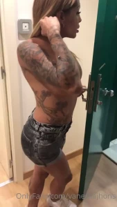Vanessa Jhons VIDEOCALL DOMINATRIX 😈 [ vanessajhons ] Onlyfans leaked video 10662209 on Hotleaks.tv