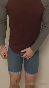 2211413