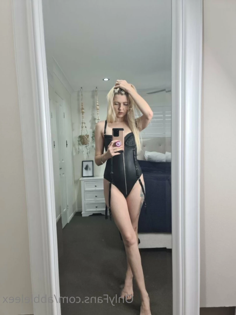 ABBIE💕 ONLINE [ abbieleex ] Onlyfans leaked photo 11803083 on Hotleaks.tv