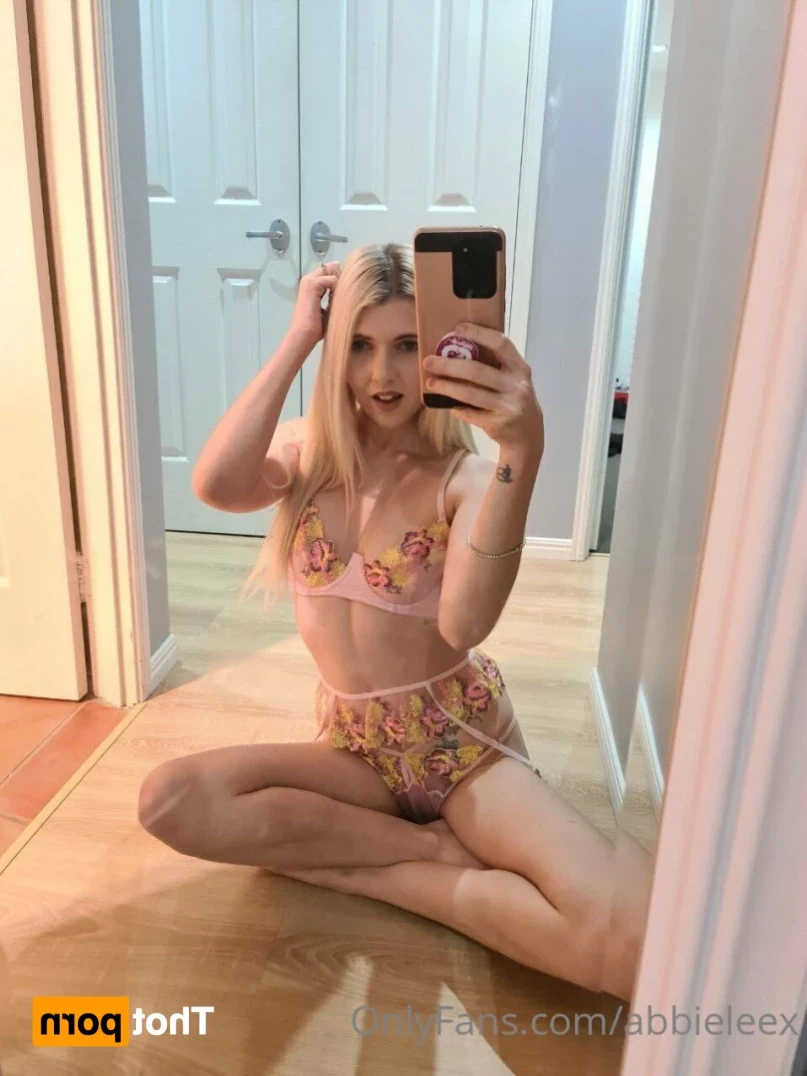 ABBIE💕 ONLINE [ abbieleex ] Onlyfans leaked photo 15820028 on Hotleaks.tv