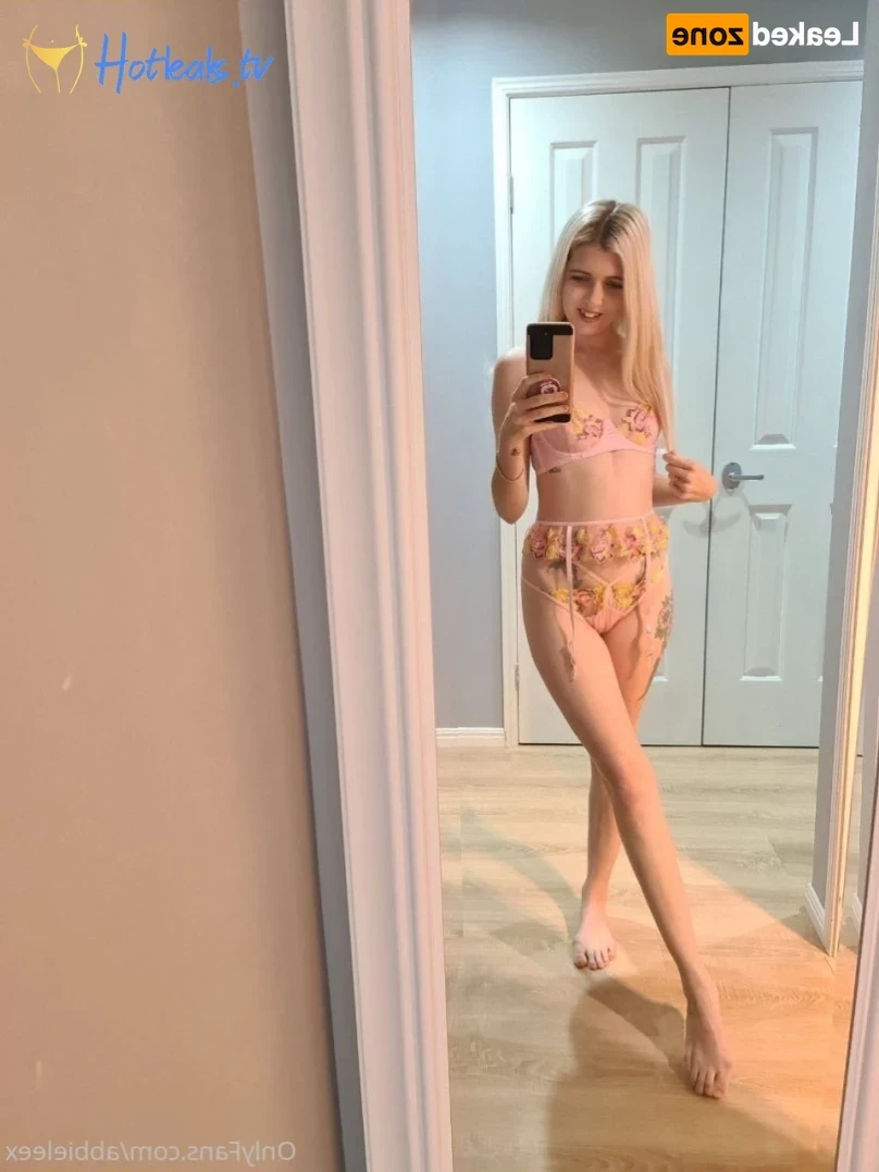 ABBIE💕 ONLINE [ abbieleex ] Onlyfans leaked photo 16222350 on Hotleaks.tv