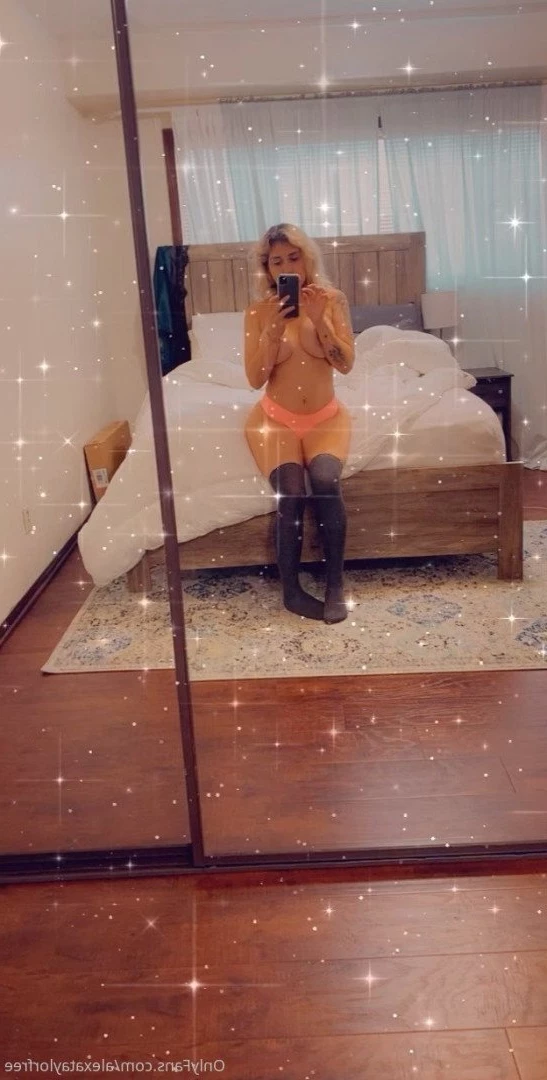 🍑AlexaTaylorFree [ alexataylorfree ] Onlyfans leaked photo 4322167 on Hotleaks.tv