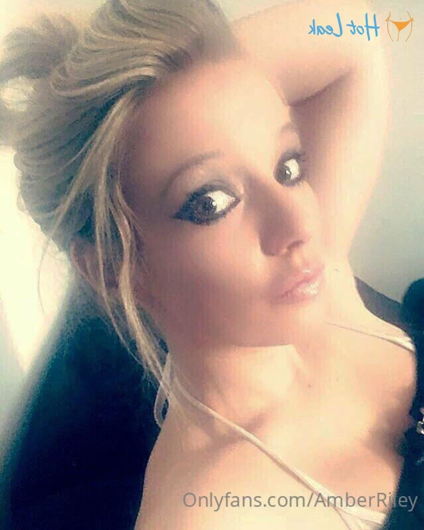 Amberriley German OnlyFans Girl Nextdoor [ amberriley ] Onlyfans leaked photo 10860319 on Hotleaks.tv