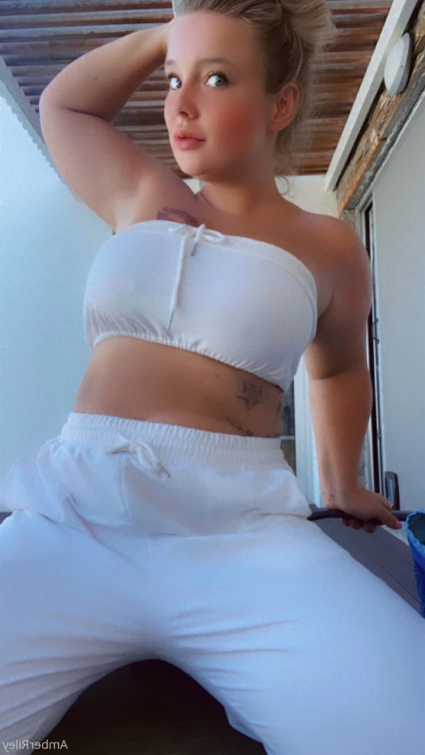 Amberriley German OnlyFans Girl Nextdoor [ amberriley ] Onlyfans leaked photo 15343081 on Hotleaks.tv