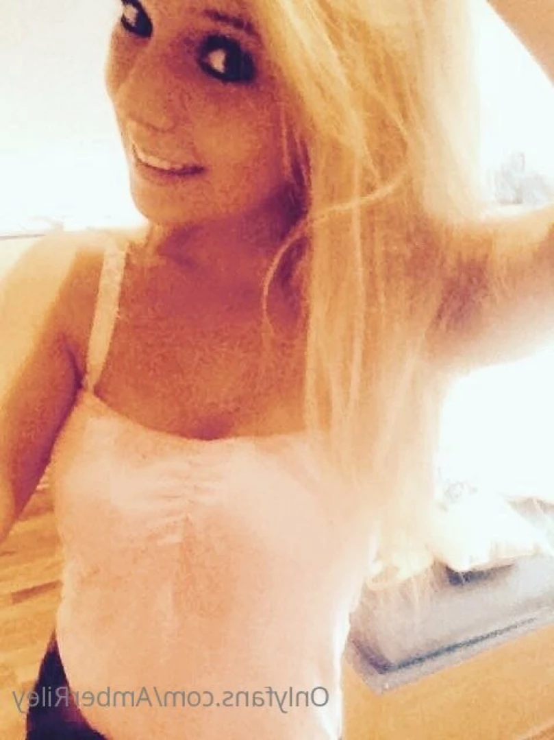 Amberriley German OnlyFans Girl Nextdoor [ amberriley ] Onlyfans leaked photo 15343572 on Hotleaks.tv