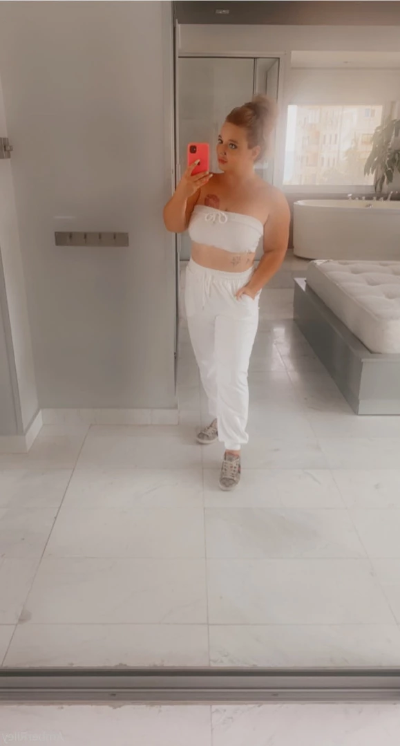 Amberriley German OnlyFans Girl Nextdoor [ amberriley ] Onlyfans leaked photo 15346420 on Hotleaks.tv