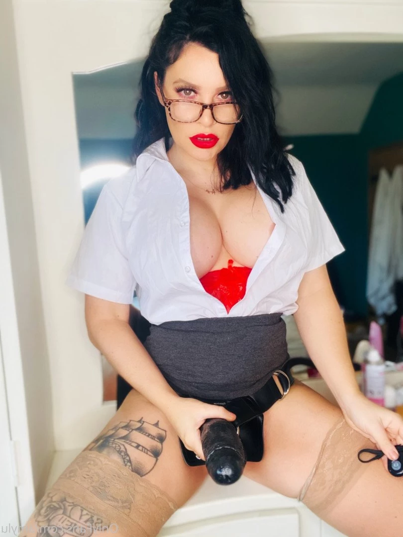 MISTRESS MOMMY AMYLU 👸 [ amylu ] Onlyfans leaked photo 4258219 on Hotleaks.tv