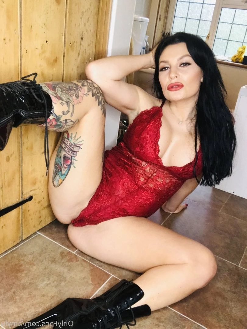MISTRESS MOMMY AMYLU 👸 [ amylu ] Onlyfans leaked photo 4386286 on Hotleaks.tv