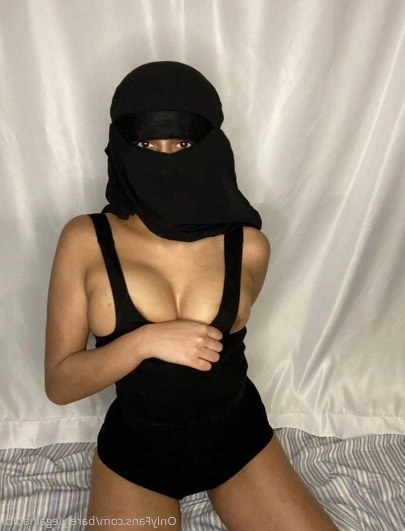 FREE Arab Teenager🧕🏽 Barely Legal Habibi [ barelylegalhabibi ] Onlyfans leaked photo 2250116 on Hotleaks.tv