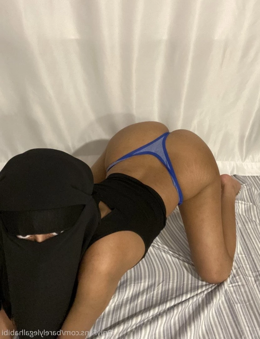 FREE Arab Teenager🧕🏽 Barely Legal Habibi [ barelylegalhabibi ] Onlyfans leaked photo 2250118 on Hotleaks.tv