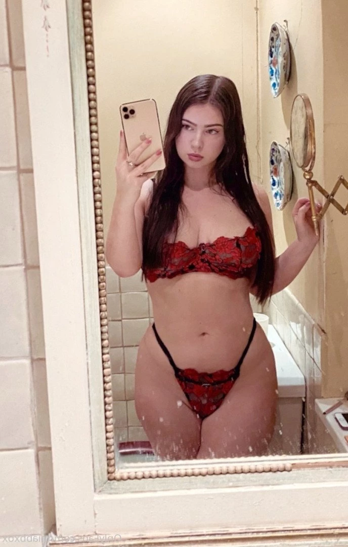 Mia Sexting Queen 👸🏻 [ bbmiaxo ] Onlyfans leaked photo 4064193 on Hotleaks.tv