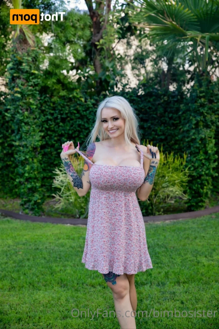 𝐁𝐈𝐌𝐁𝐎 𝐒𝐈𝐒𝐓𝐄𝐑 👧🏼 [ bimbosister ] Onlyfans leaked photo 10993252 on Hotleaks.tv