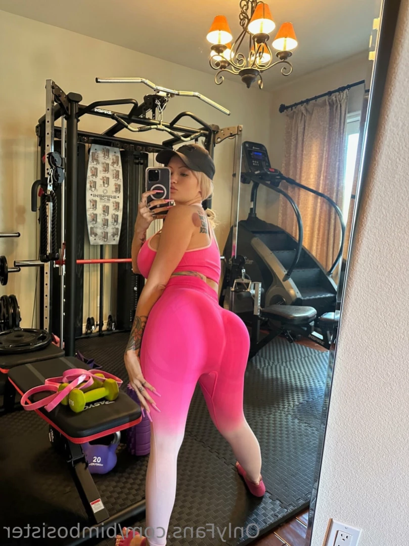 𝐁𝐈𝐌𝐁𝐎 𝐒𝐈𝐒𝐓𝐄𝐑 👧🏼 [ bimbosister ] Onlyfans leaked photo 11847376 on Hotleaks.tv
