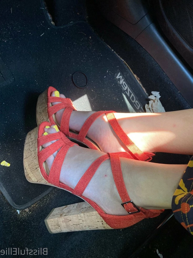 Ellie Burns 💕 [ blissfulellie ] Onlyfans leaked photo 2249259 on Hotleaks.tv