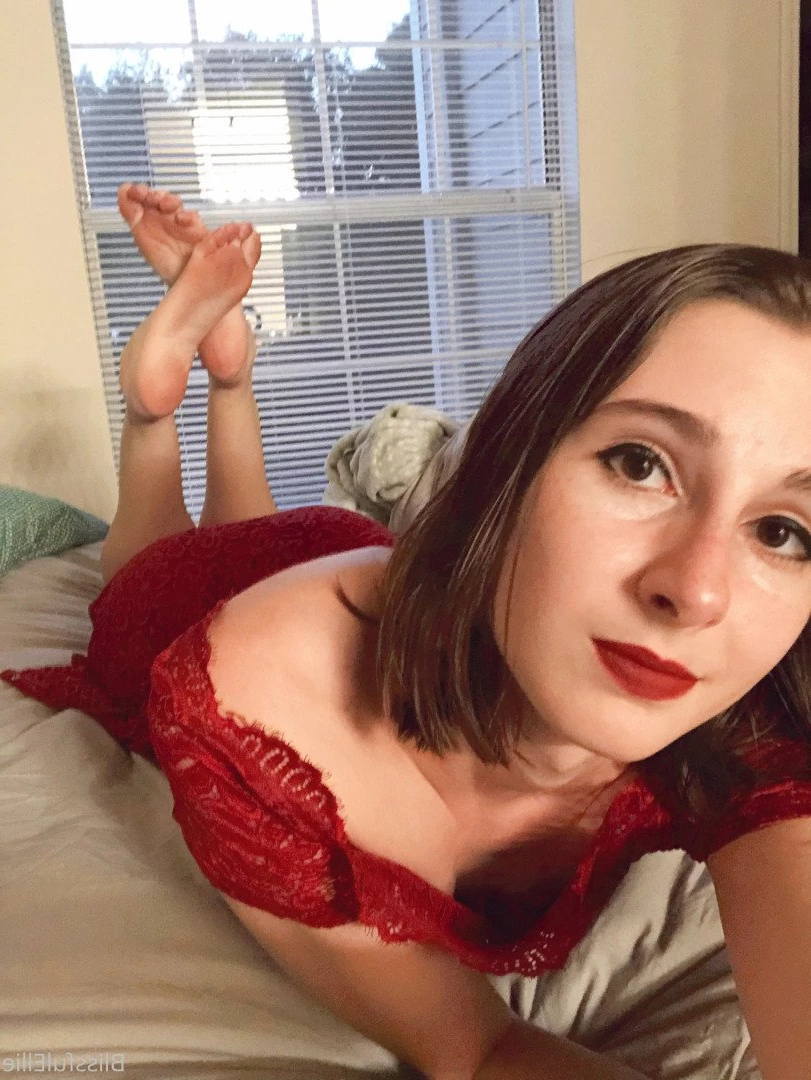 Ellie Burns 💕 [ blissfulellie ] Onlyfans leaked photo 3589263 on Hotleaks.tv
