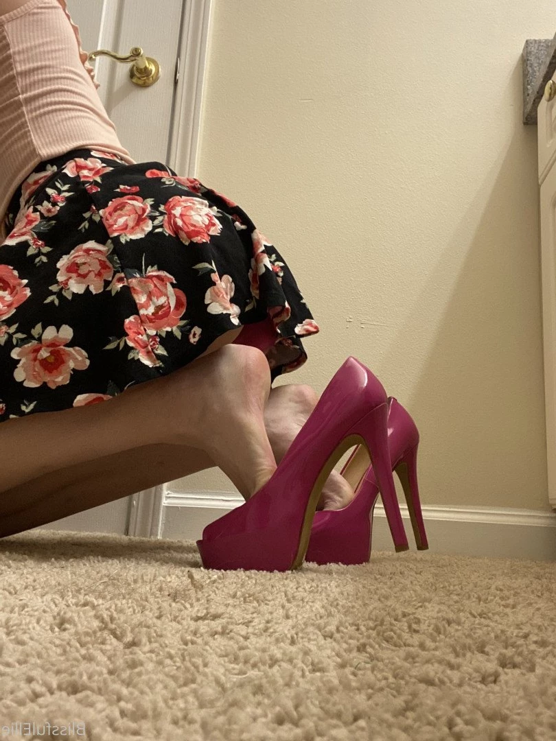 Ellie Burns 💕 [ blissfulellie ] Onlyfans leaked photo 3786183 on Hotleaks.tv