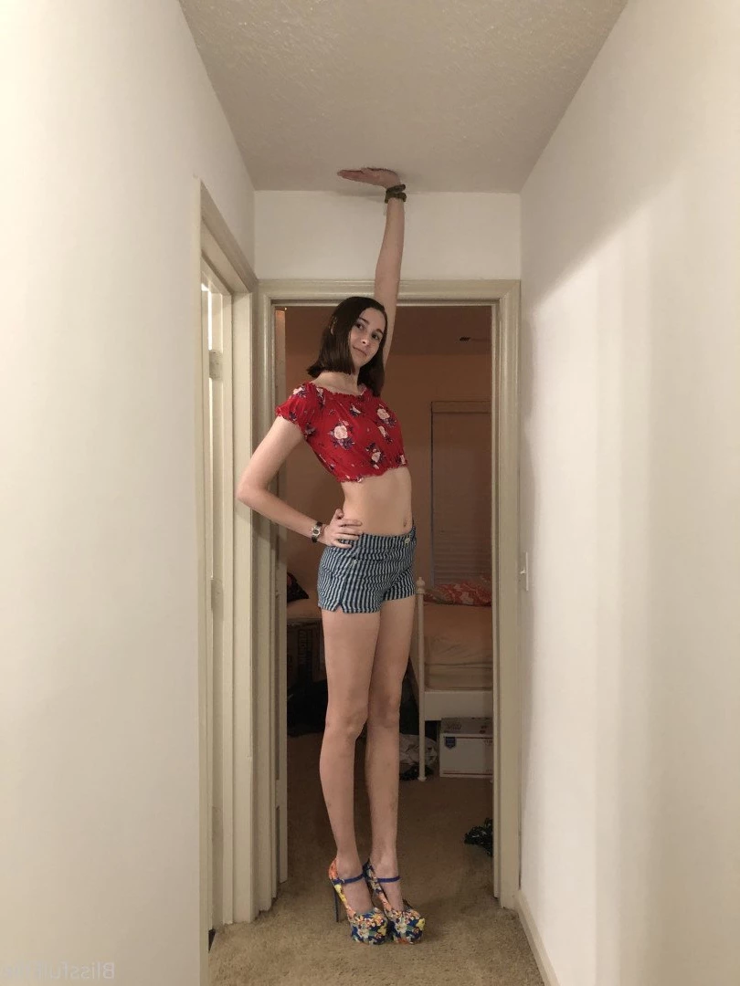 Ellie Burns 💕 [ blissfulellie ] Onlyfans leaked photo 3840572 on Hotleaks.tv