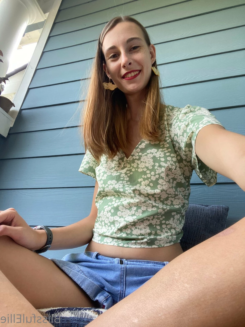 Ellie Burns 💕 [ blissfulellie ] Onlyfans leaked photo 5937204 on Hotleaks.tv