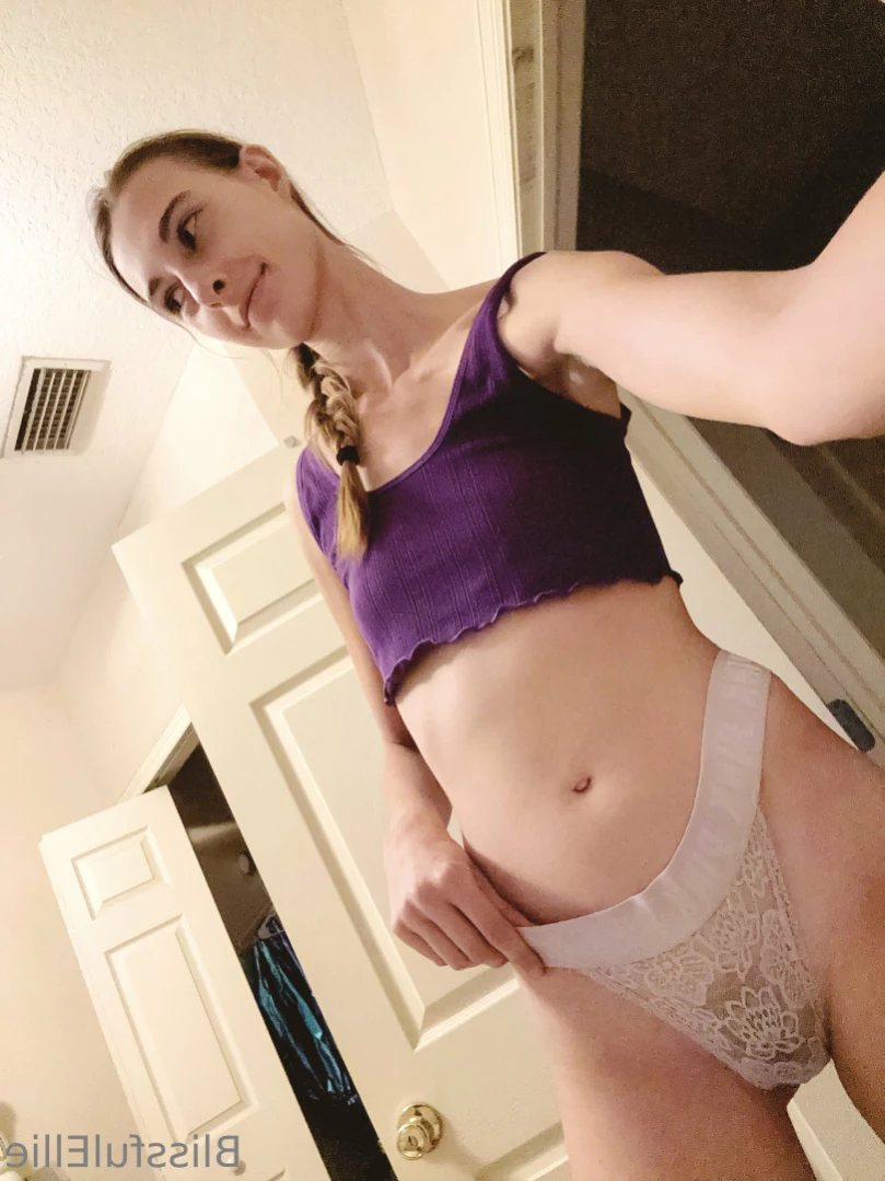 Ellie Burns 💕 [ blissfulellie ] Onlyfans leaked photo 14036672 on Hotleaks.tv