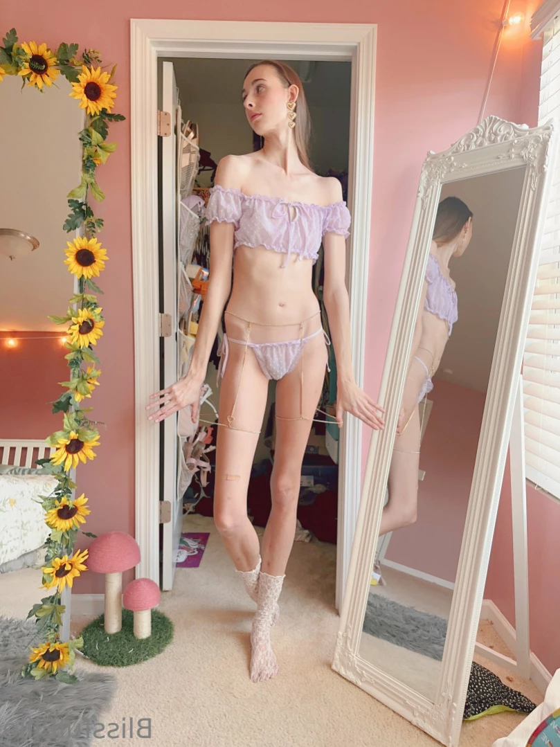 Ellie Burns 💕 [ blissfulellie ] Onlyfans leaked photo 15338225 on Hotleaks.tv