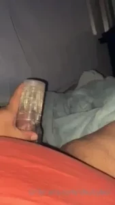 4843810