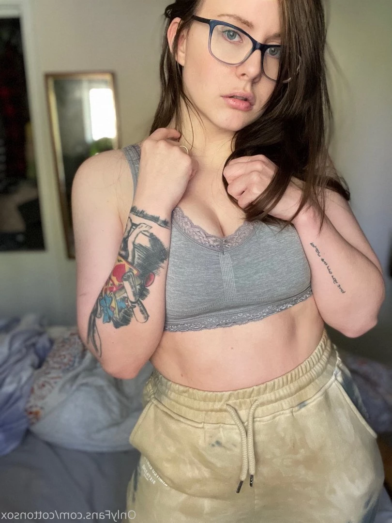 Alice CottonSox [ cottonsox ] Onlyfans leaked photo 2244062 on Hotleaks.tv