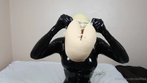 16313607