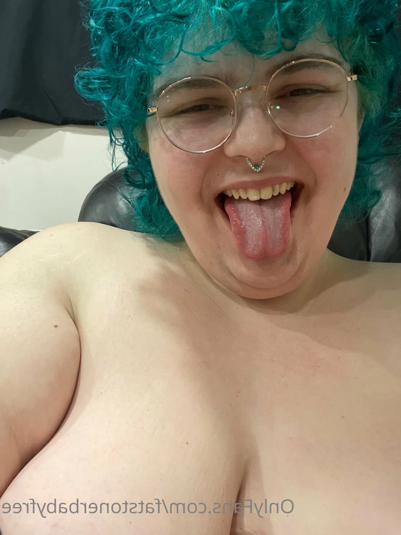 subby stoner baby 🐮 [ fatstonerbaby ] Onlyfans leaked photo 9923950 on Hotleaks.tv