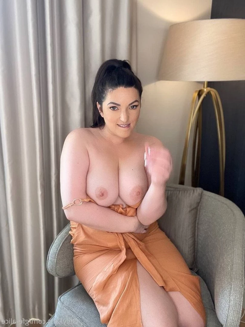 ALICE 🦋 [ gfe-alice ] Onlyfans leaked photo 3566033 on Hotleaks.tv